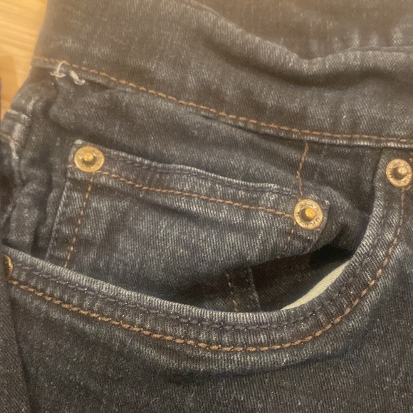 Urban Star blue denim five pocket riveted jeans, Cotton/spandex blend. 32x31” - Picture 5 of 5